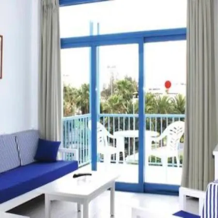 Hotel Costa Volcan And 2*